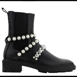 NWT ZARA FAUX PEARL AND STUD BLACK LEATHER ANKLE BOOTIE SIZE UK WOMENS 40